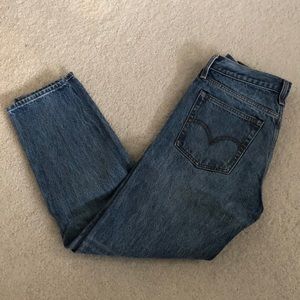 Levi’s High-Waisted Jeans